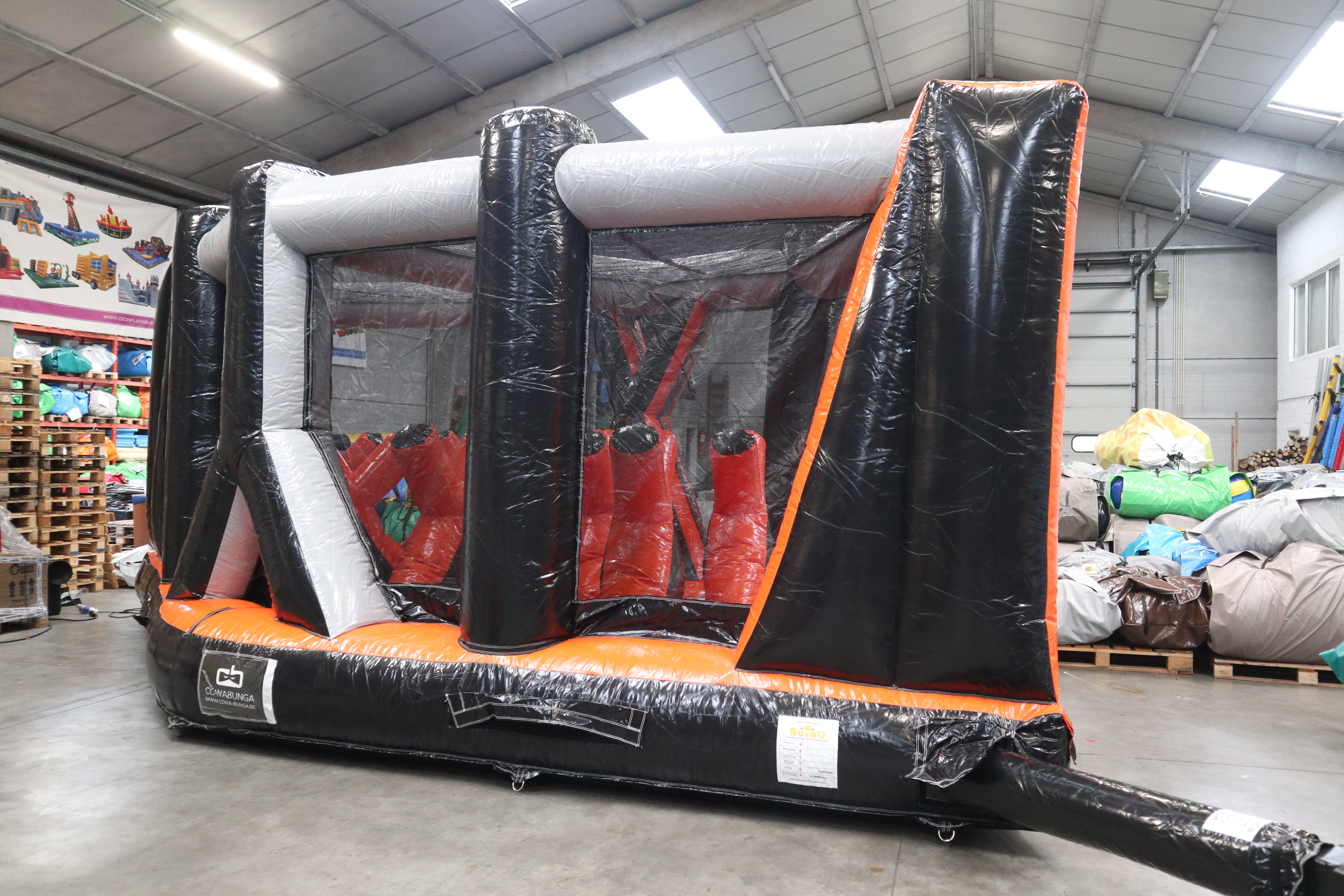 Ninja Hopper corner hindernisbaan inflatable